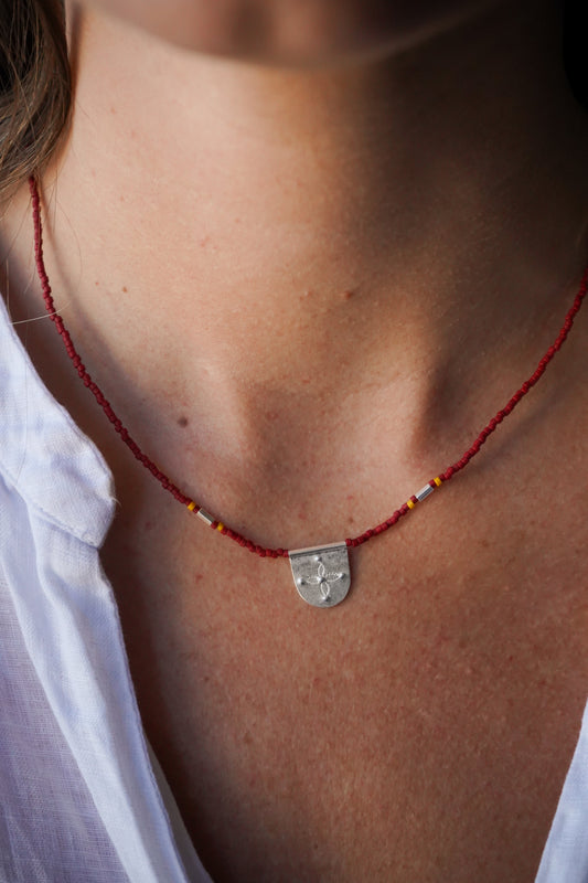 Collar Flor de Chilco Rojo