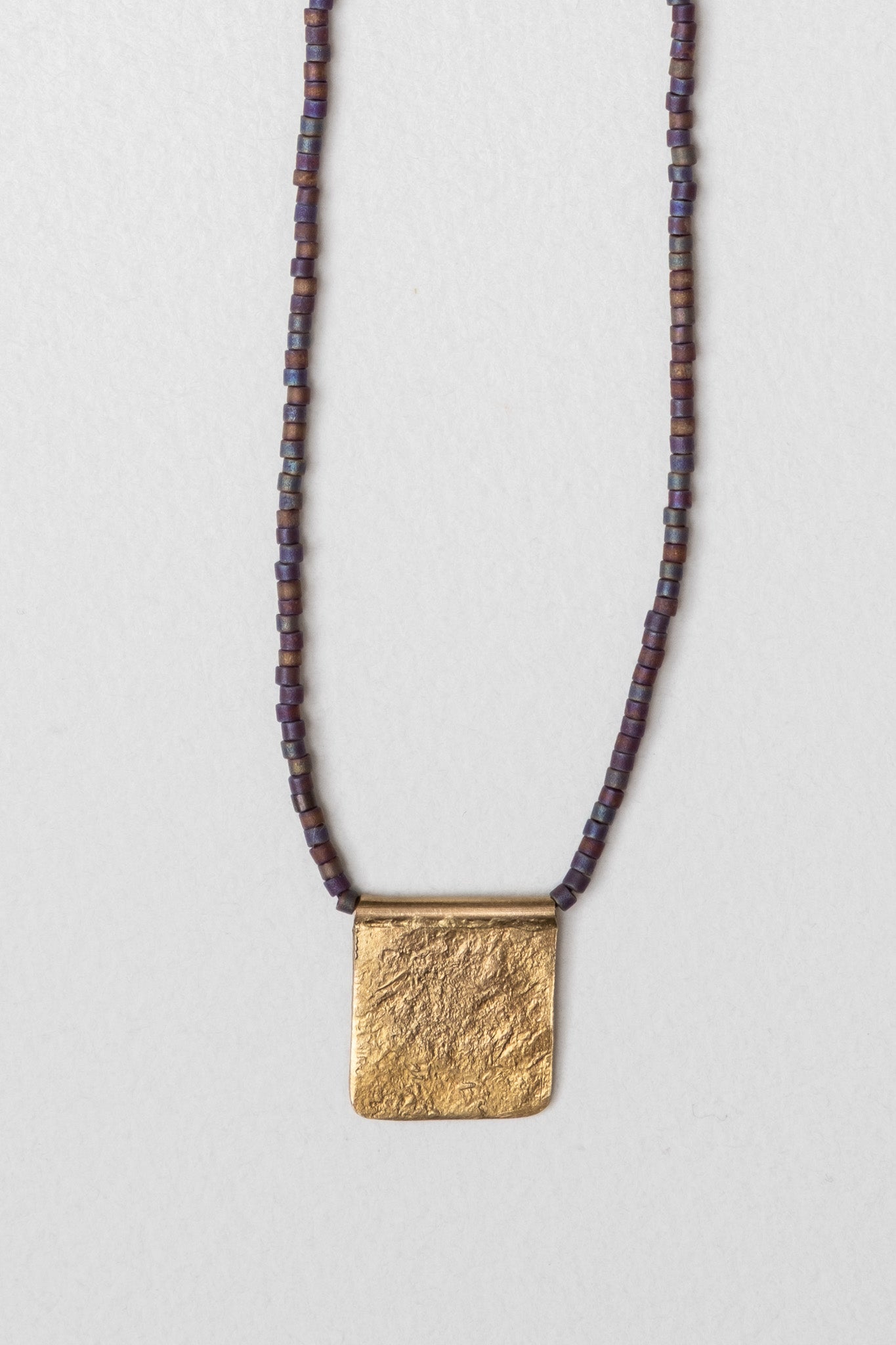 Aura Morado